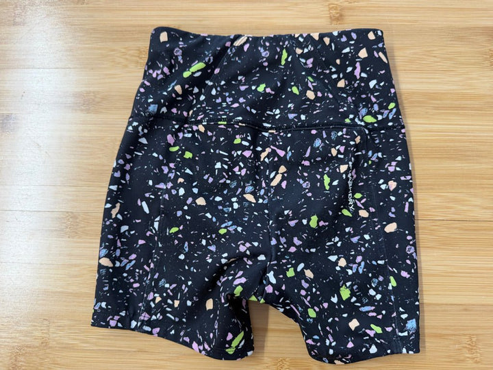 The North Face Speckle Shorts – 5 (XXS) | Black Allover Print - Nest and Sprout-Consignment