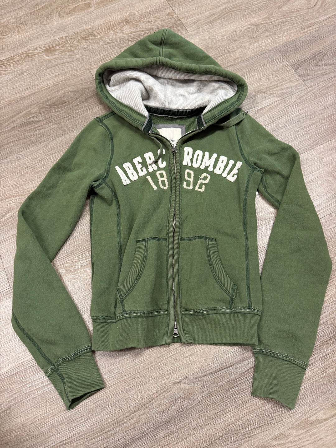 Abercrombie &amp; Fitch Zip Up Hoodie – Adult Small | Light Green