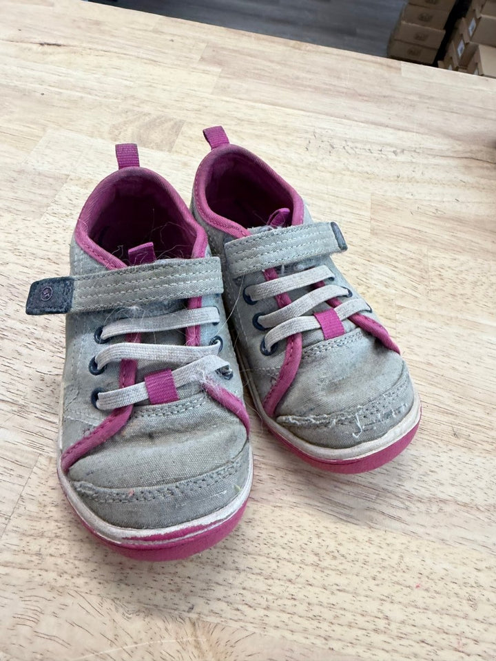 Stride Rite Non - Marking Sneakers – One Size | Fuchsia and Grey - Nest and Sprout - Consignment