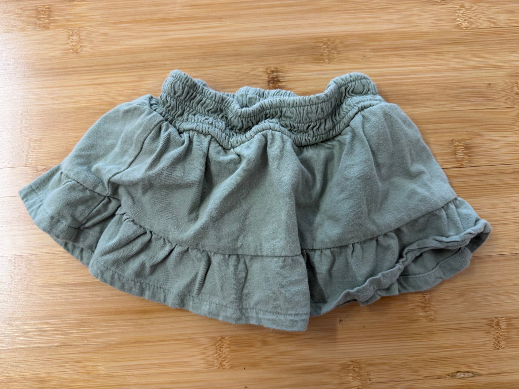 Carter's Skort – 12M | Sage Green Smocked Elastic Waist | Play