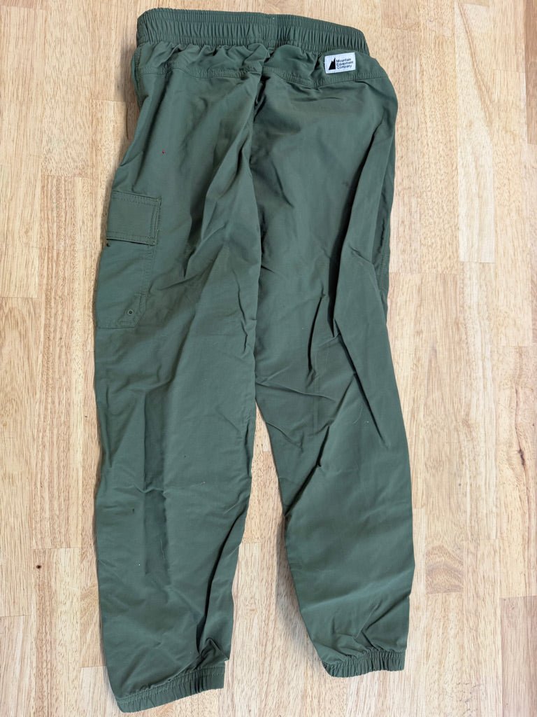 MEC Outdoor Pants – 6 | Green Reinforced Knees - Nest and Sprout-Consignment