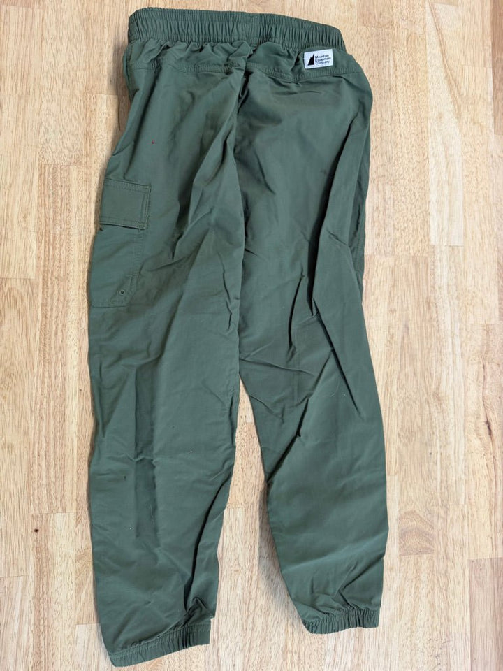 MEC Outdoor Pants – 6 | Green Reinforced Knees - Nest and Sprout-Consignment