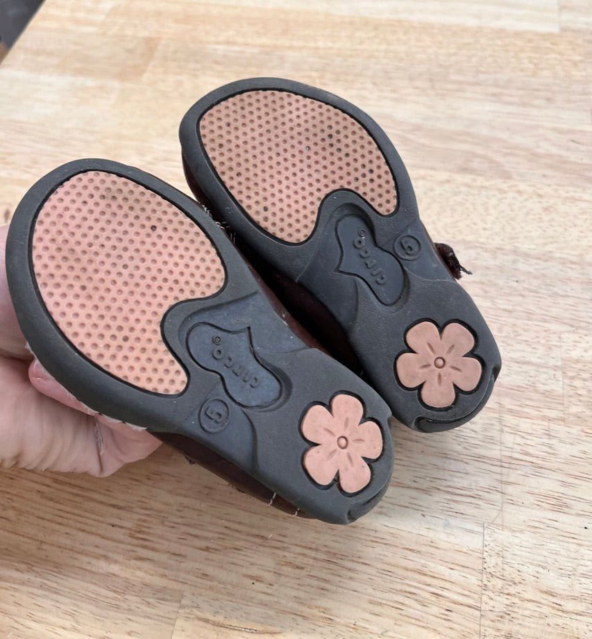 Circo Mary Jane Shoes – Size 5 - Nest and Sprout - Consignment