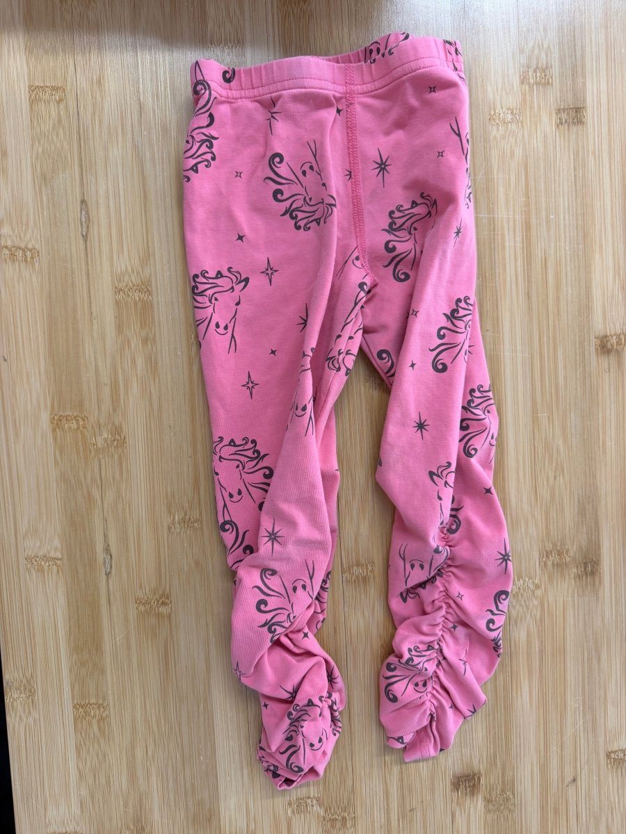 Peekaboo Beans Scrunch Leggings – 4 | Pink | Spirit Horse Print - Nest and Sprout-Consignment