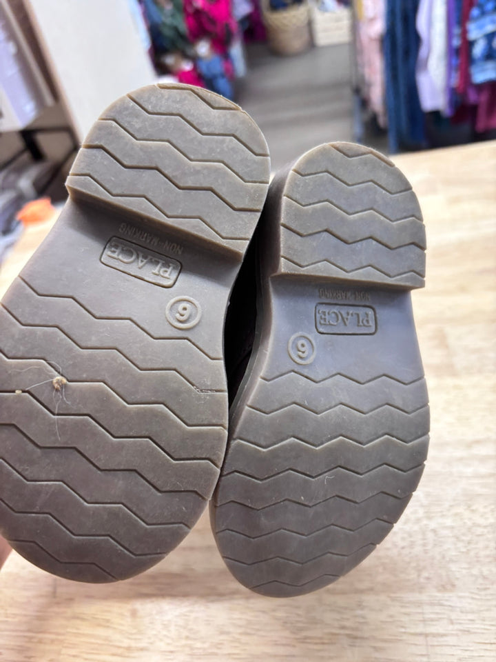 Children’s Place Brown Tie-Up Dress Shoe Size 6