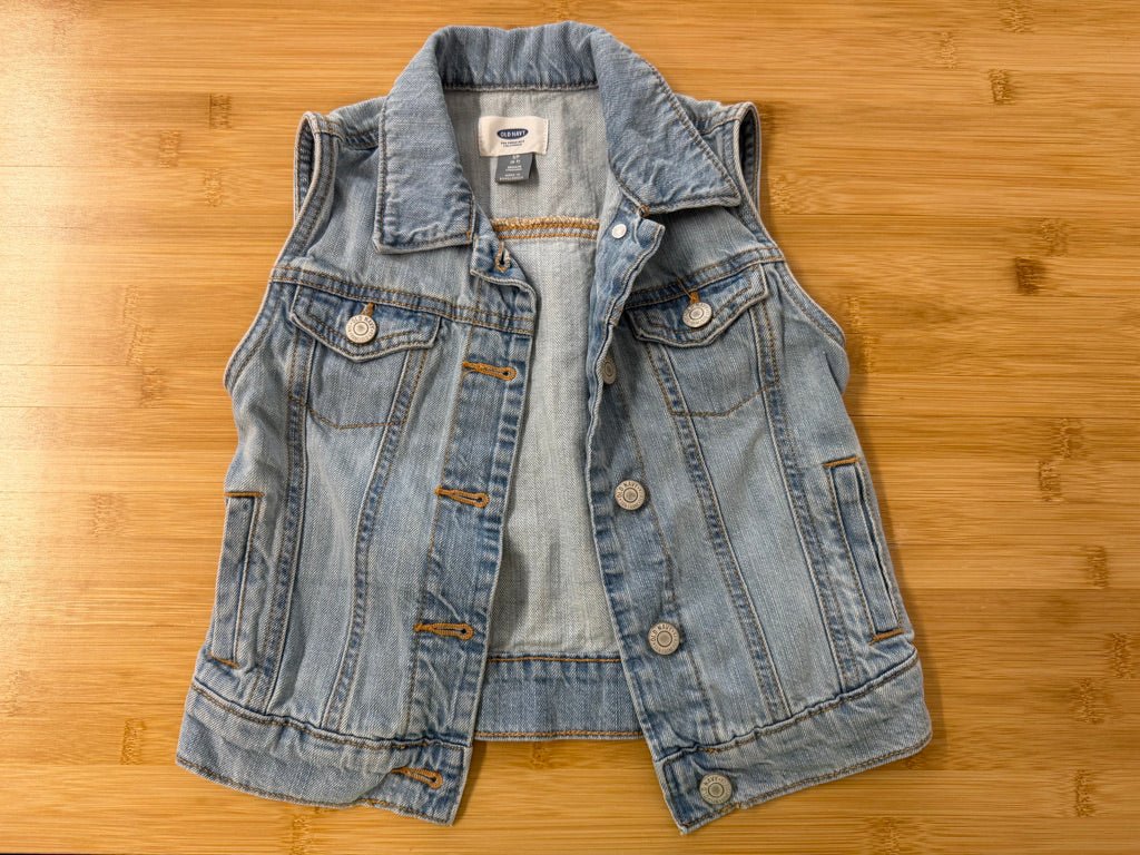 Old Navy Denim Vest – 6/7 - Nest and Sprout-Consignment