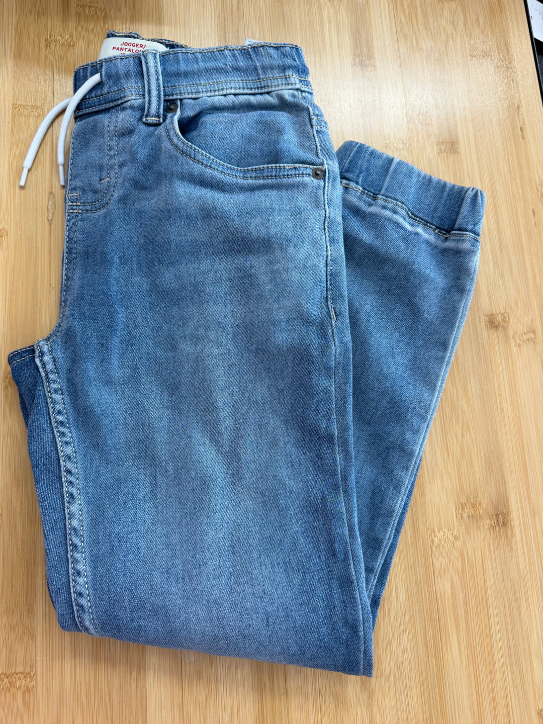 Levi's Medium Wash Jogger – 10 | Excellent