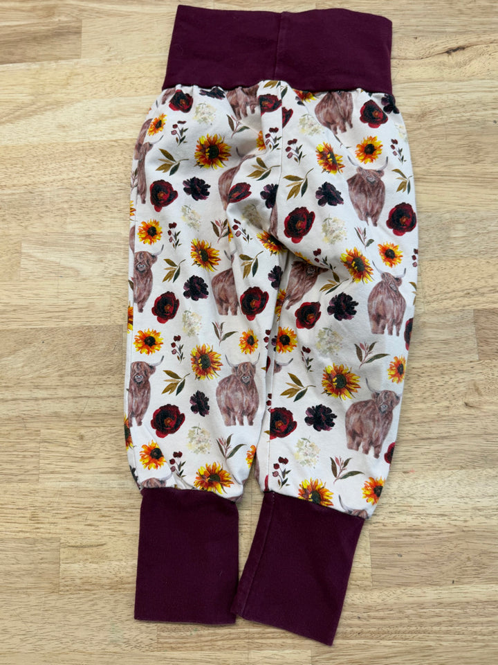 Gro by Zoe Pants – 1-3Y| Highland Cow & Sunflower Eggplant Cuffs