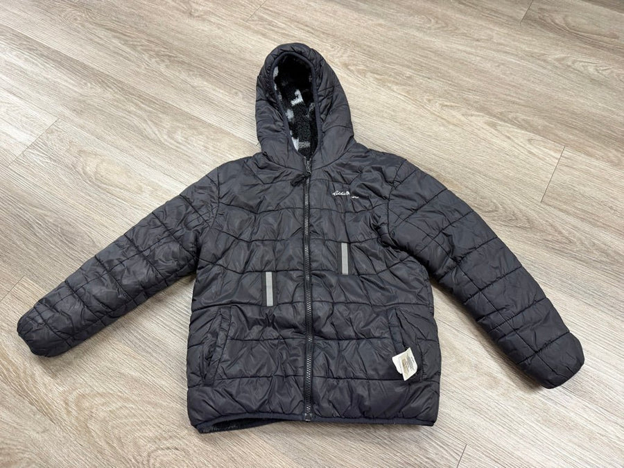 Eddie Bauer Reversible Jacket – 7/8 | Black Puffer & Camo Fleece | Play - Nest and Sprout-Consignment