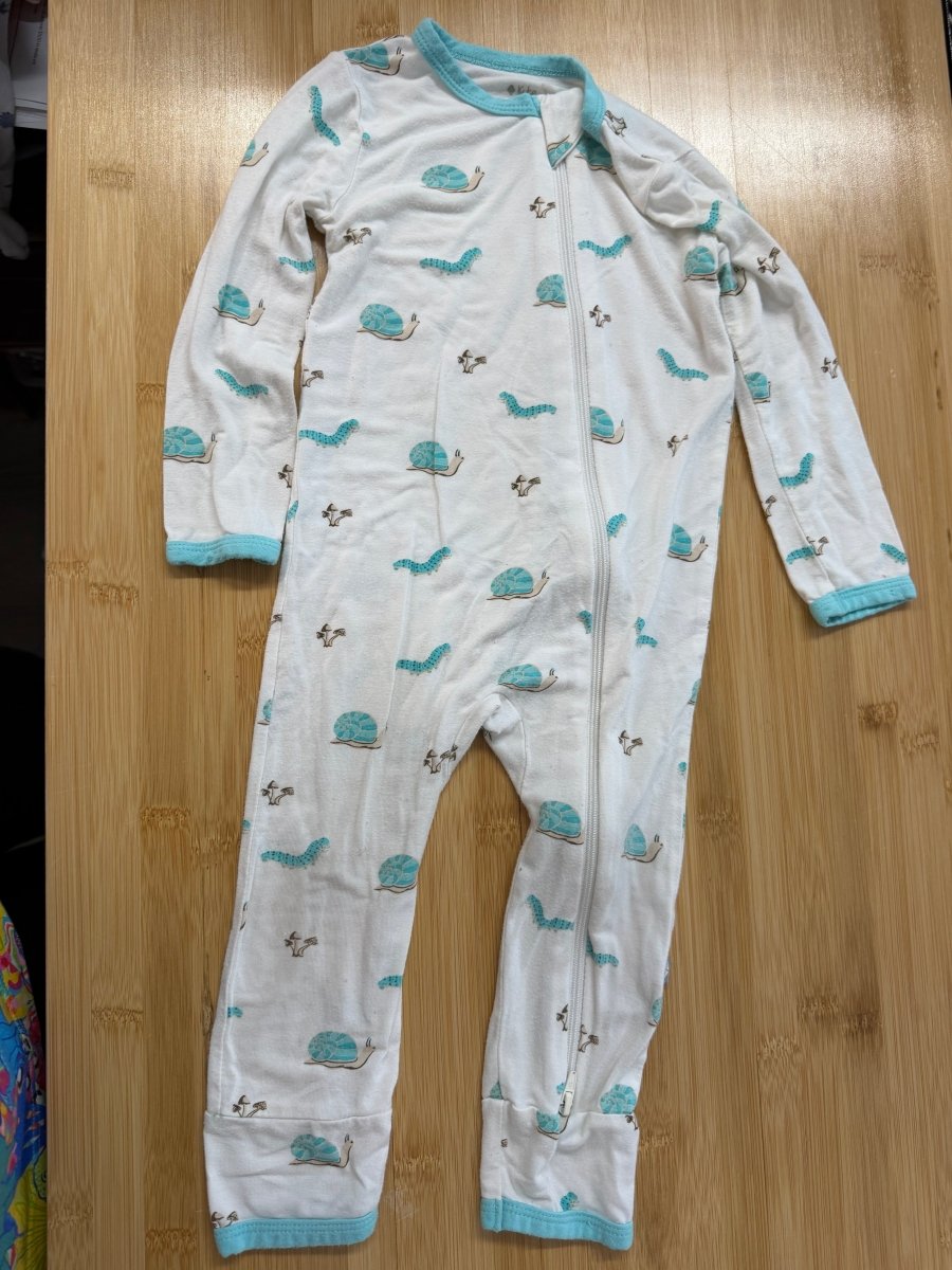 Kyte Baby Bamboo Footless Sleeper – 18–24M | White Slug & Snail Print | Play - Nest and Sprout-Consignment
