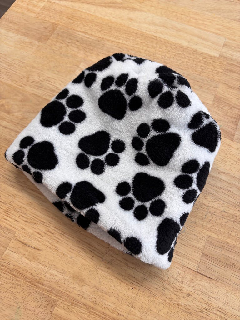 Dooley’s Design Youth Fleece Cap – Pawprint - Nest and Sprout - Consignment
