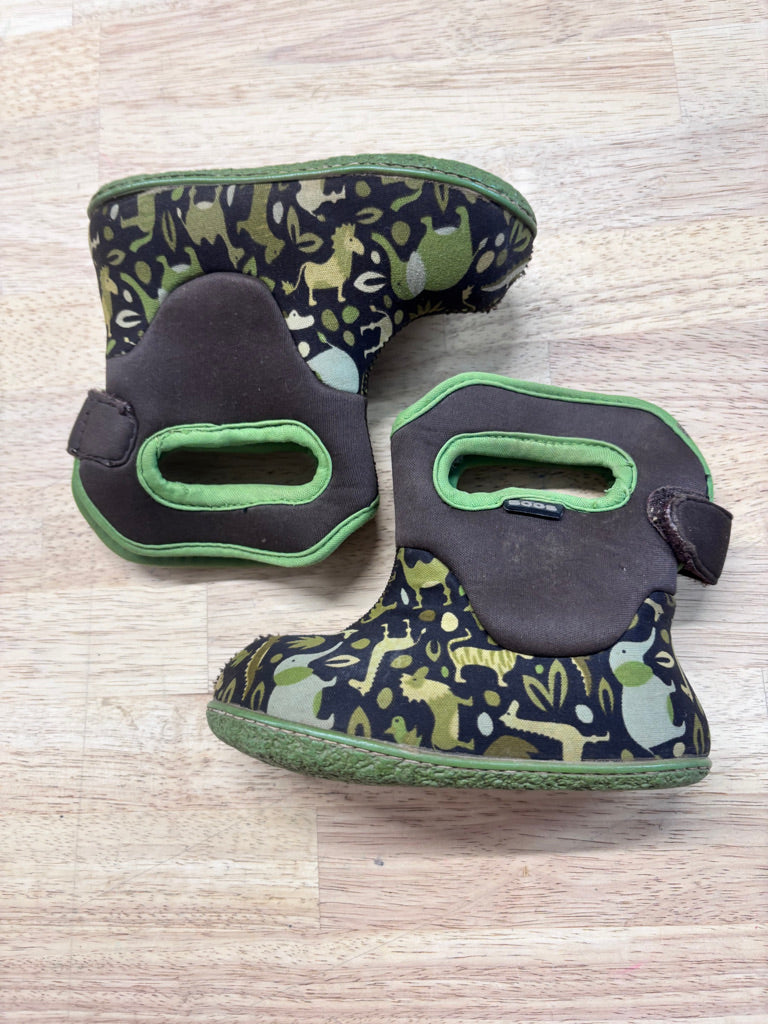 Bogs Printed Winter Boots – 6