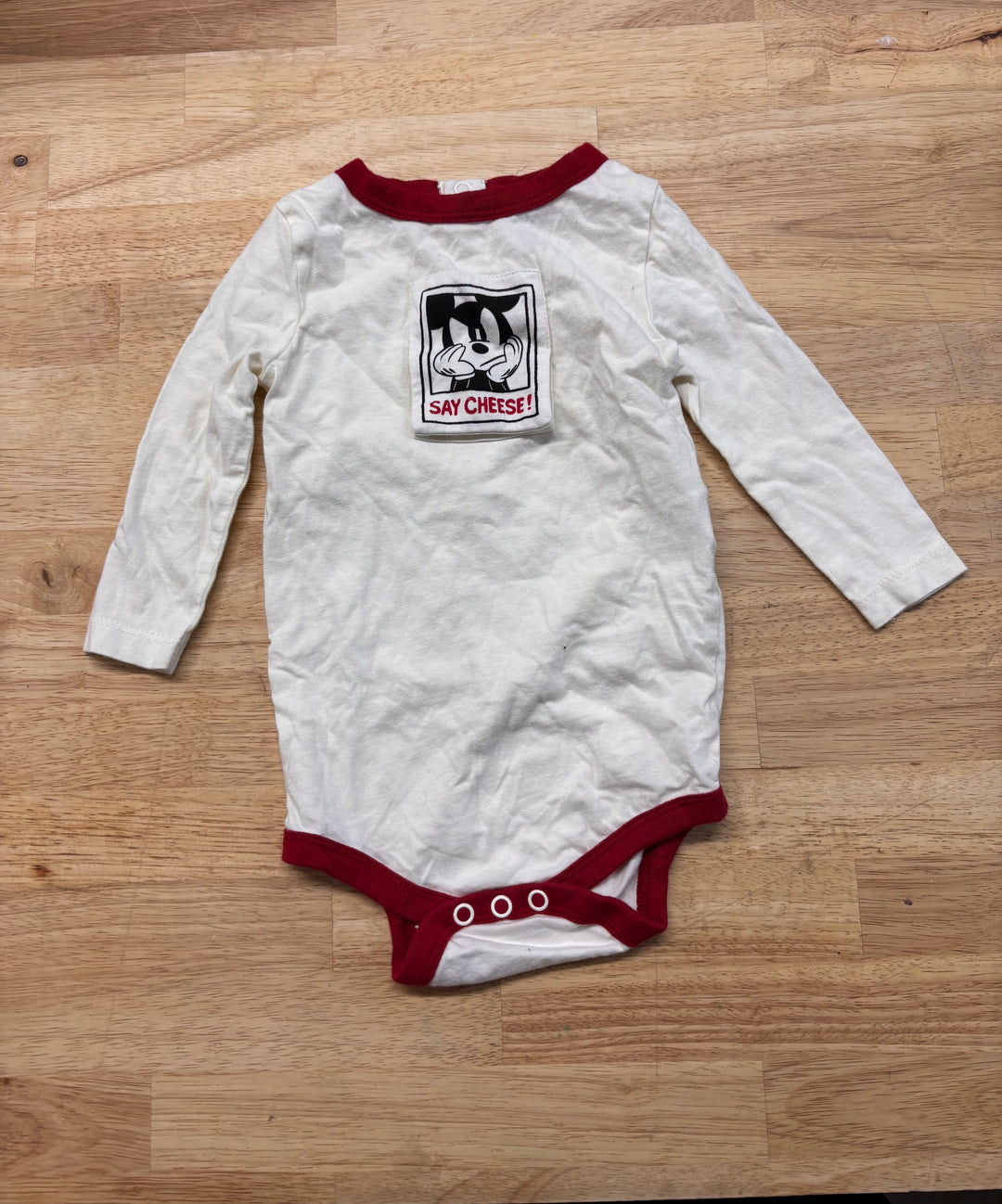 Joe Fresh Bodysuit – Size 6–12M (Mickey Mouse “Say Cheese”)