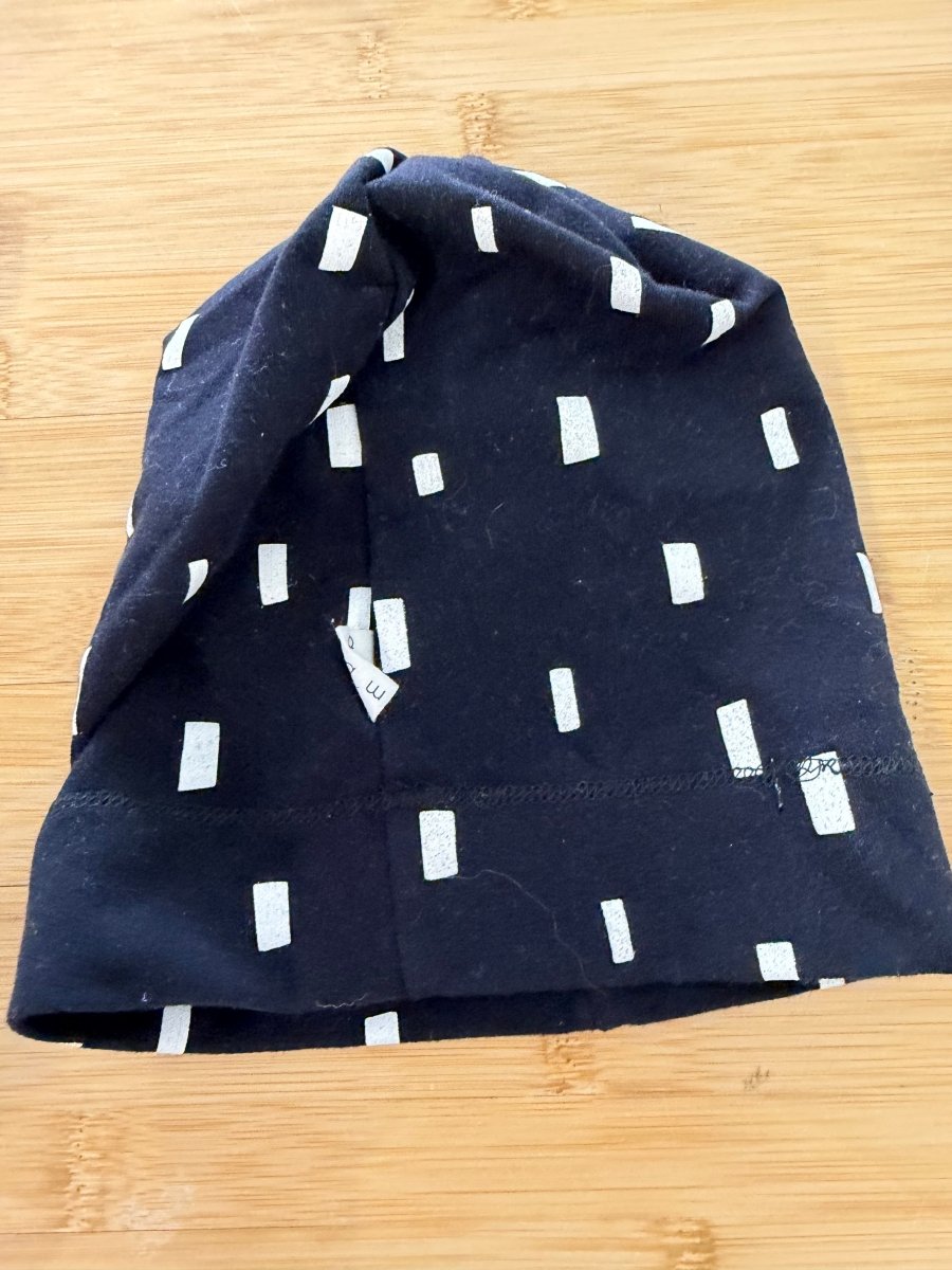Miles Baby Black & White Beanie – 18–24M - Nest and Sprout-Consignment