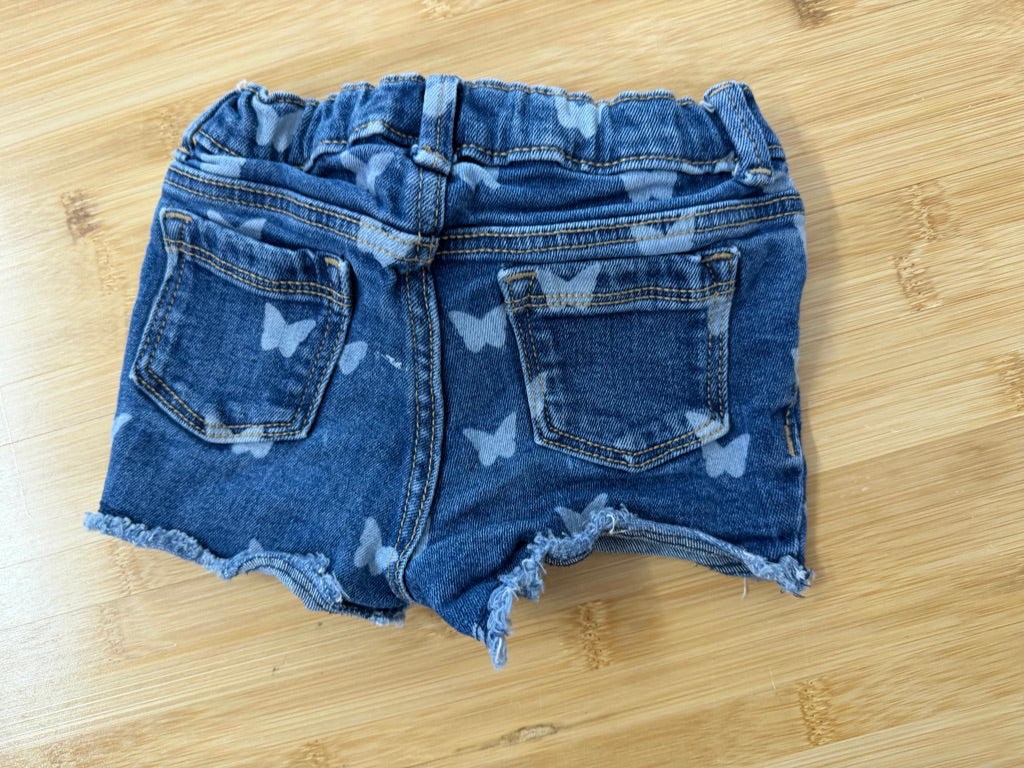 Old Navy Bleached Butterfly Denim Shorts – 3T | Girl Fit
