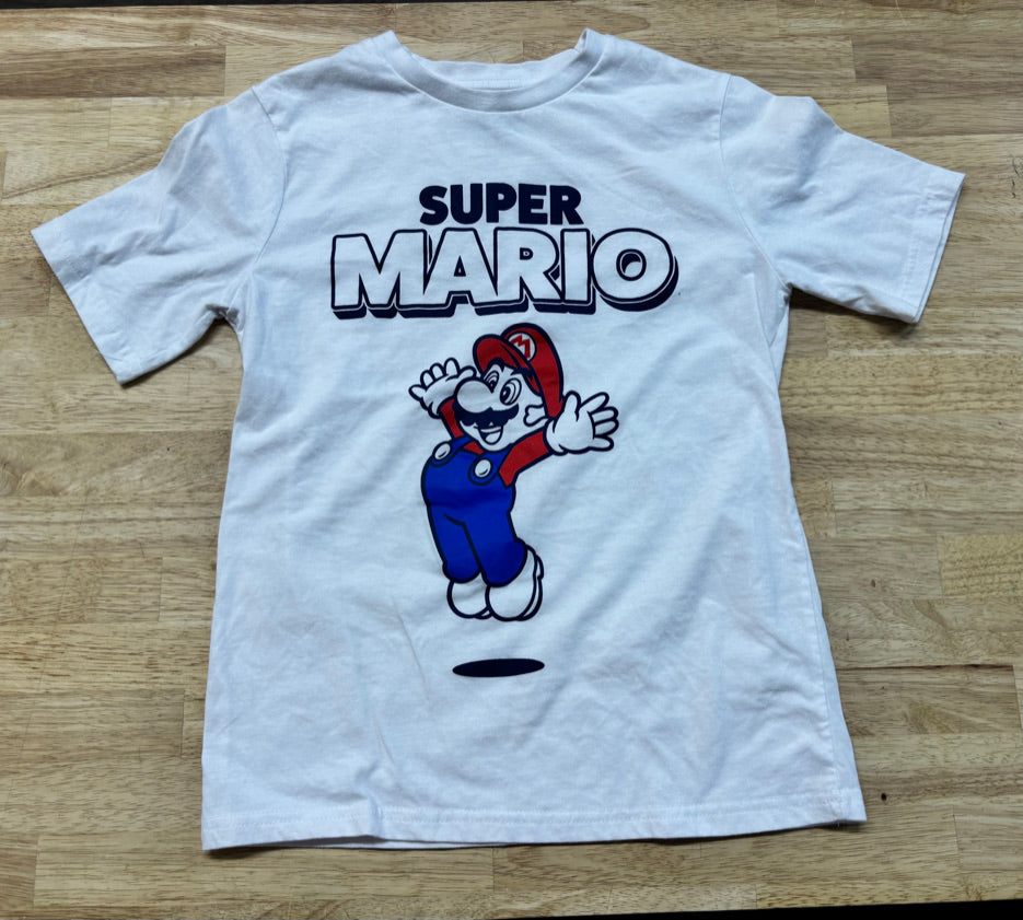 Super Mario Graphic T-Shirt – 10–12Y