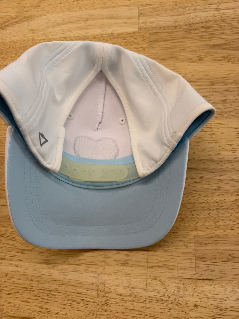 Ivivva White Ball Cap – XS/S | Blue Heart