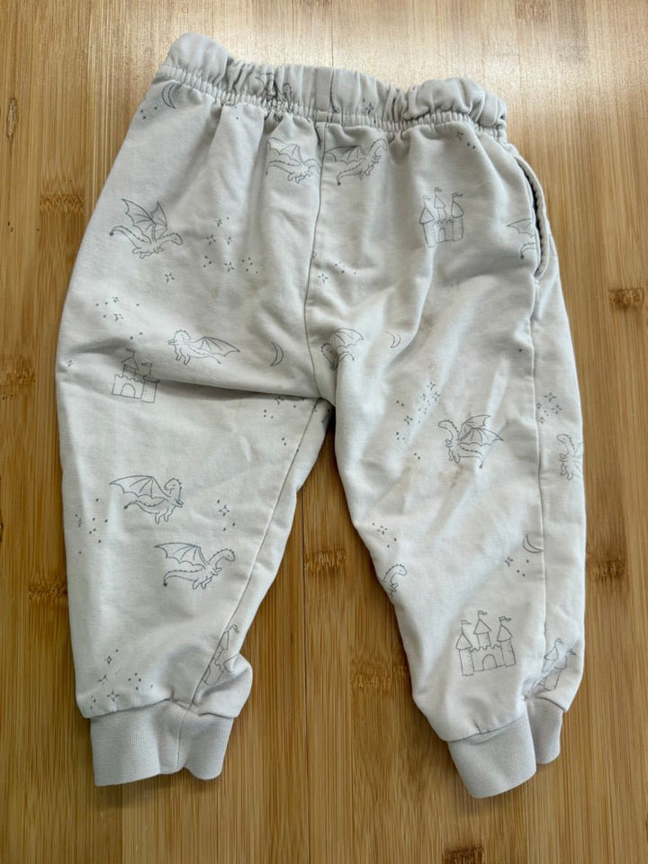 Quincy Mae Jogger Pants – 12–18M | Cream Dragon Castle Print | Play - Nest and Sprout-Consignment
