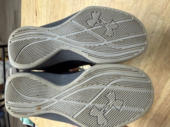 Under Armour Lace Up Sneakers – 13 | Black - Nest and Sprout-Consignment
