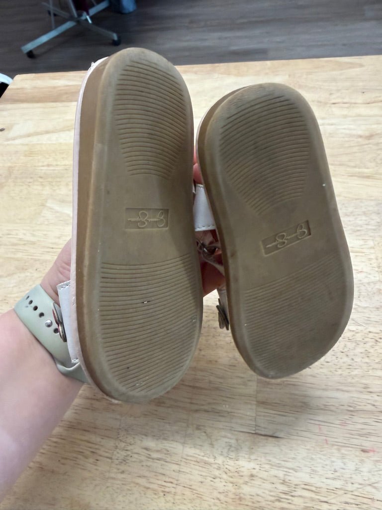 Jessica Simpson Sandals – One Size | Open Toe Butterfly | Play - Nest and Sprout - Consignment