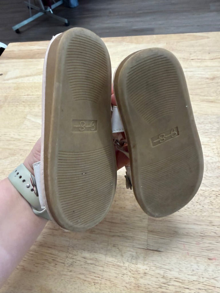 Jessica Simpson Sandals – One Size | Open Toe Butterfly | Play - Nest and Sprout - Consignment
