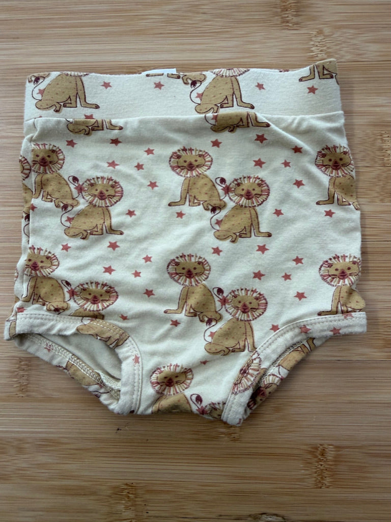 Kate Quinn Bloomers – 6–12M | Lion Print Bamboo Rayon | Play