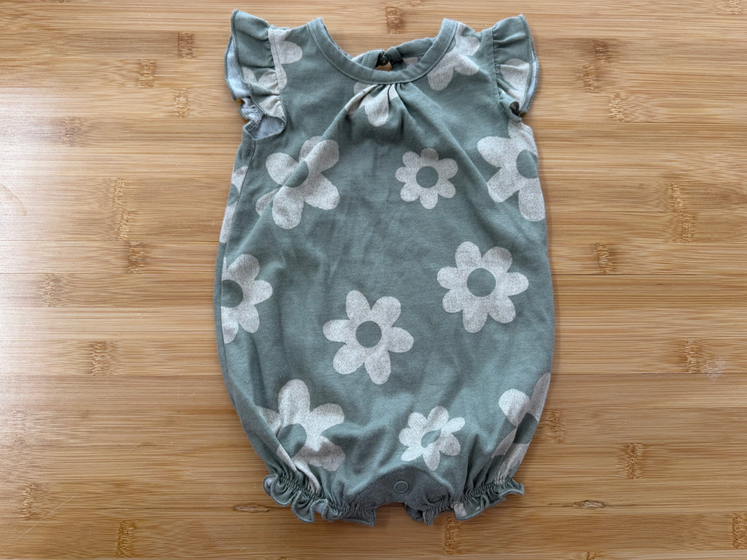 George Daisy Romper Shorts – 0–3M | Green Allover Ruffle Cap Sleeve Snap Crotch