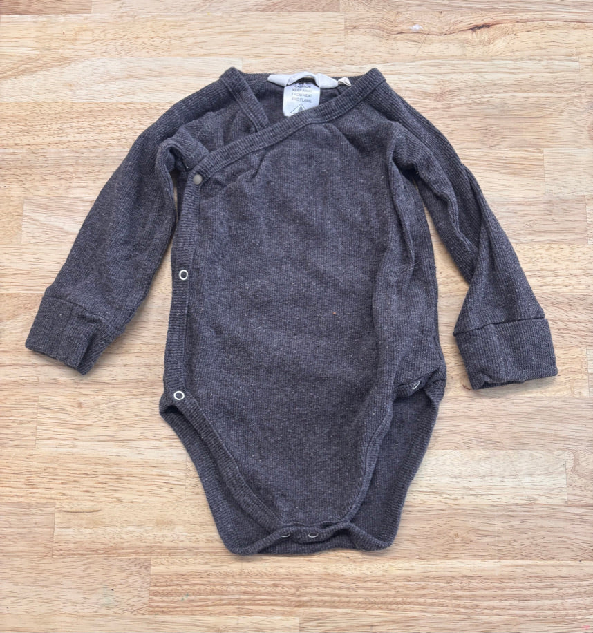 Susukoshi 1 Kimono Bodysuit – Charcoal