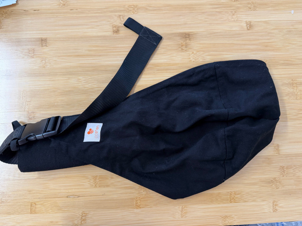 Coshen Hip Carrier – One Size | Black 2024 | 9M–4Y
