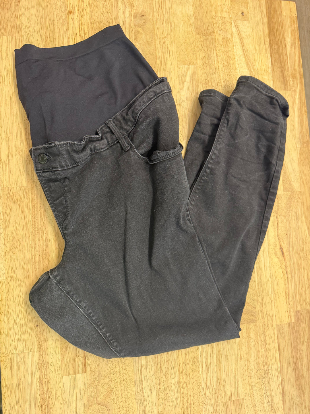 Old Navy Rockstar Full Belly Maternity Jeans – 20 Long | Black