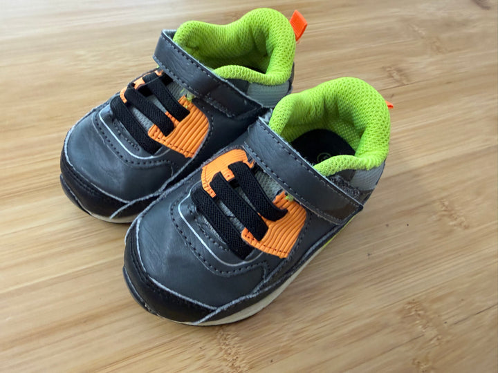 Athletic Works Velcro Sneakers – 5 | Green & Grey