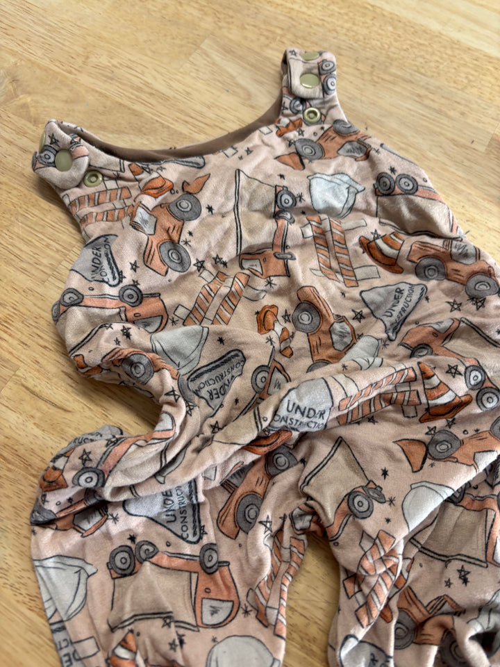 Grö by Zö Grow-With-Me Romper 3-12M Pink Construction/Transportation