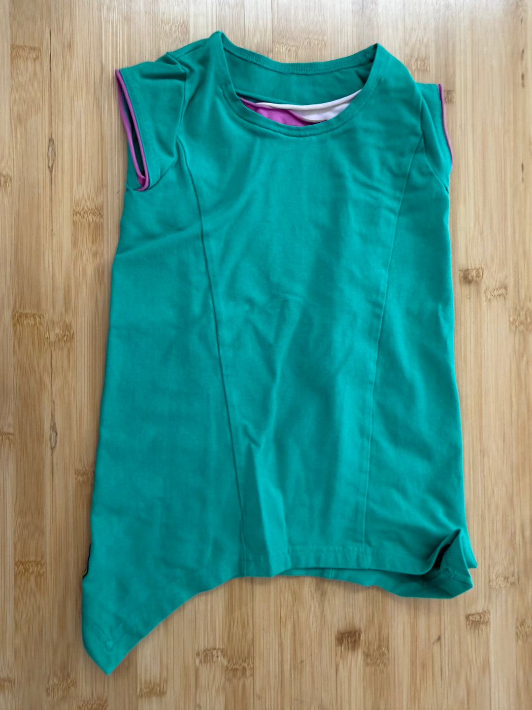 Peekaboo Beans Tunic – 2 | Green Raw Edge