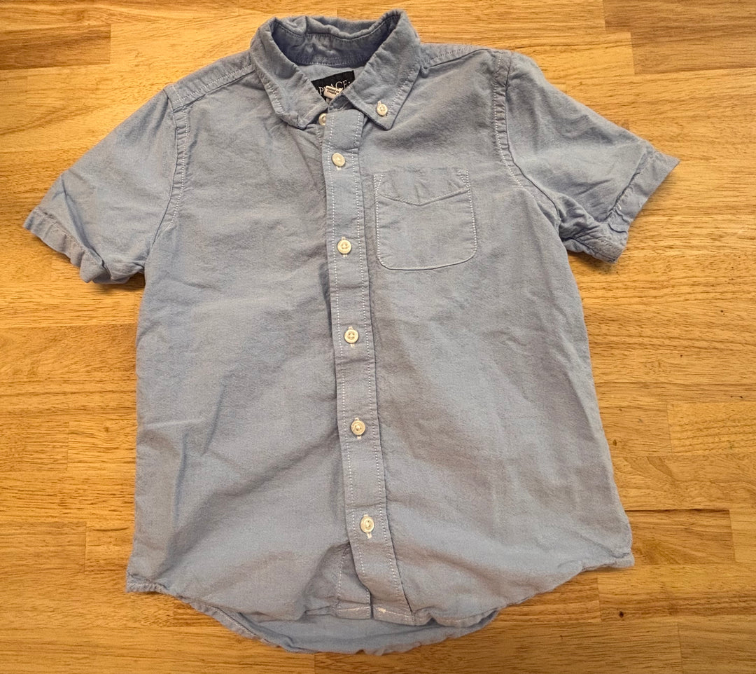 Children’s Place Size 7/8 Chambray Button-Up Shirt