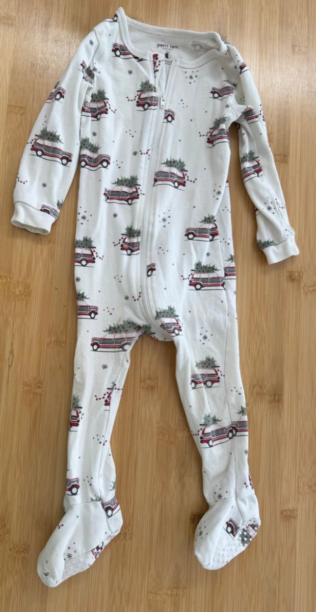 Petit Lem Holiday Footed Sleeper – 18M | Play | Holiday - Nest and Sprout-Consignment
