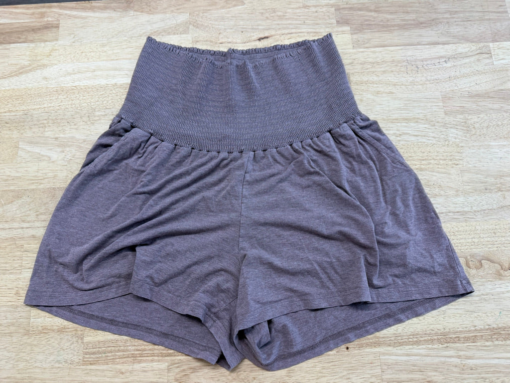 Nest Bump Smocked Shorts – XL | Light Purple/Grey