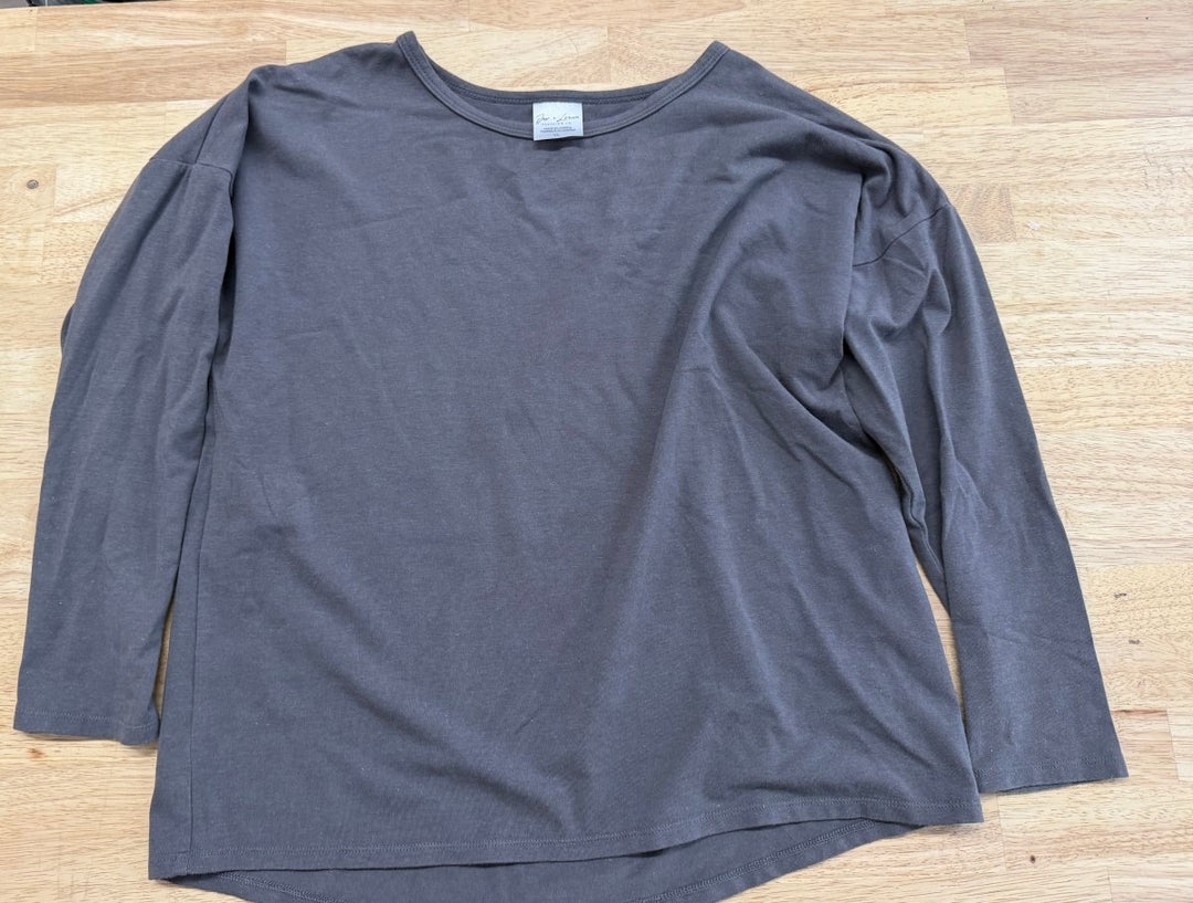 Jax & Lennon Charcoal 3/4 Sleeve Shirt – Youth L - Nest and Sprout-Consignment