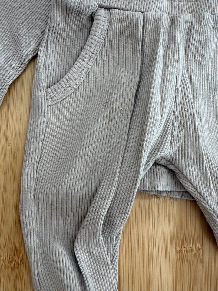 Mebie Baby Two-Piece PJ Set – 18M | Light Brown play condition - Nest and Sprout-Consignment