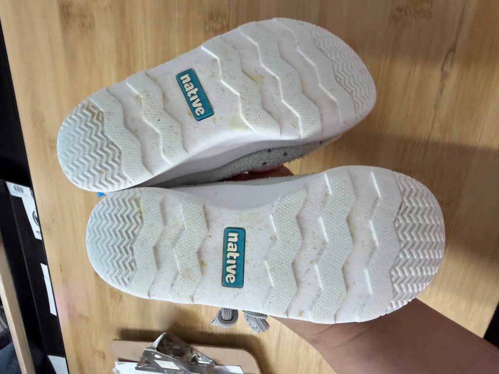 Native Shoes – 9 (EU 26) | Grey | Play