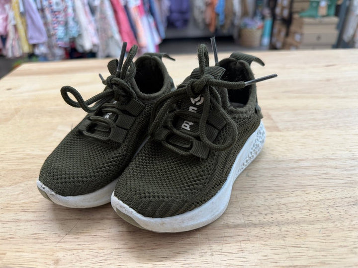 Unltd Tie-Up Shoes – Size 5 | Green