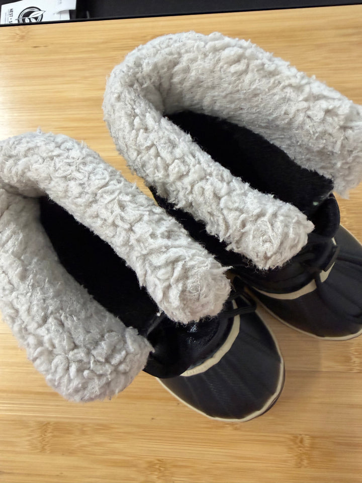 Sorel Waterproof Galosh Boot – 10 (EU 27) | Black Faux Fur Removable Liner | Play