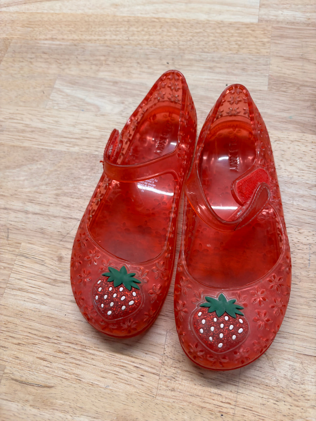 Strawberry Jelly Shoes Size 10 – Pink