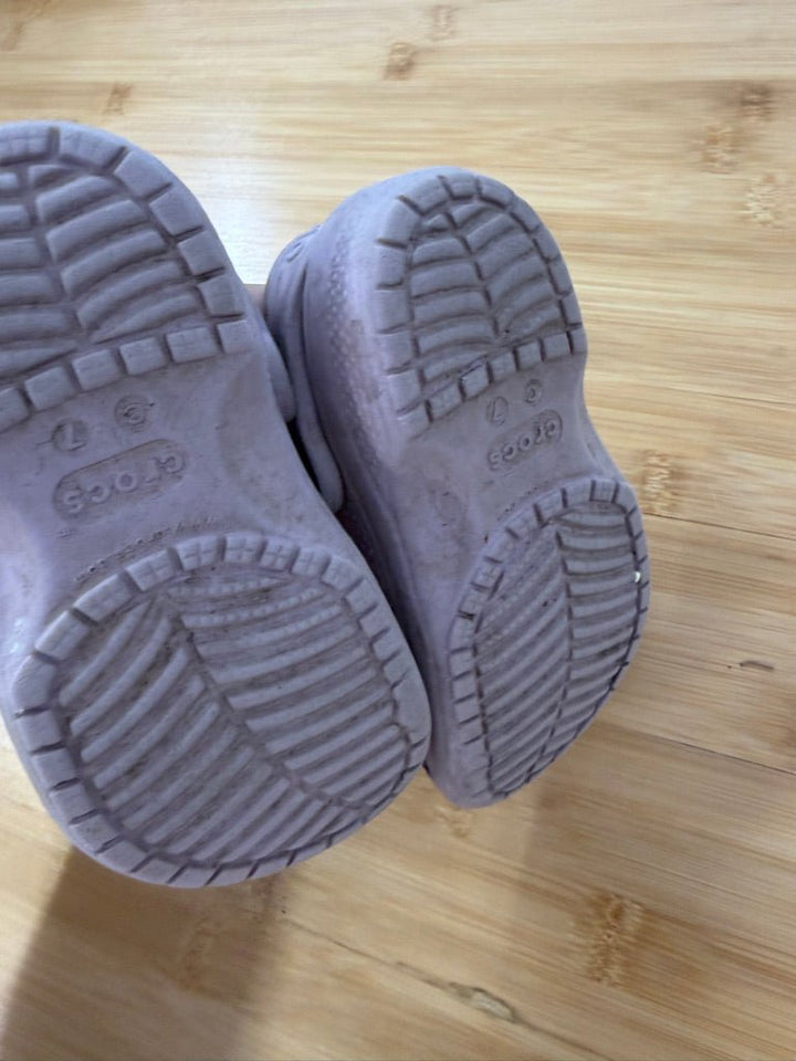 Crocs – C7 | Dirty Lavender | Play - Nest and Sprout-Consignment
