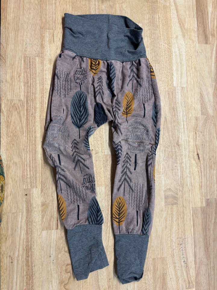 Grow With Me Pants | Size 4–7Y play
