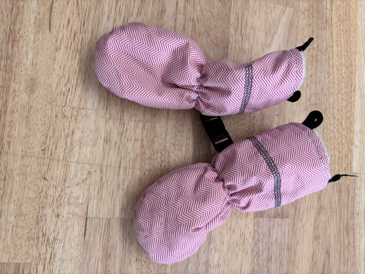 Juddlies 6–12M Red Chevron Mittens