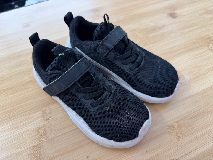 Puma Velcro Sneakers – 10 | Play