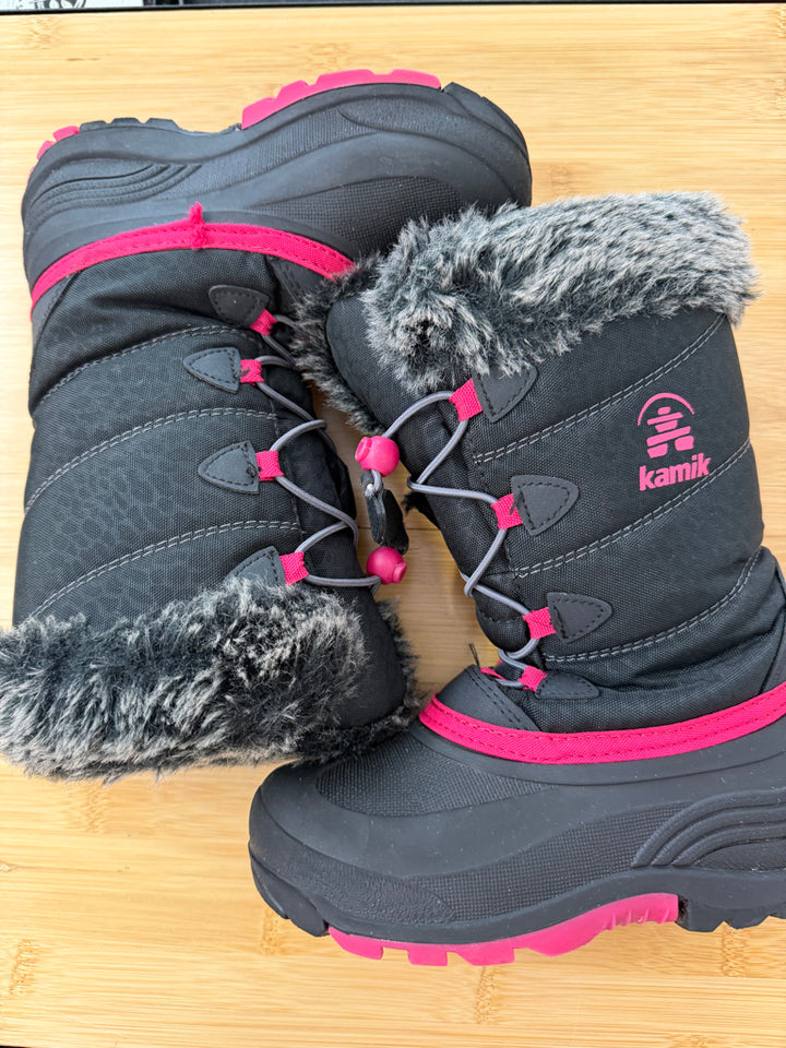 Kamik Galosh Winter Boot – 1 (EU 32) | Black Tall Faux Fur Trim Pink Highlights