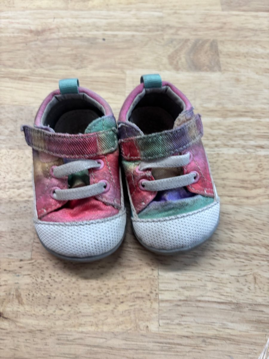 See Kai Run Tie - Dye Sneakers – Size 3 - Nest and Sprout - Consignment