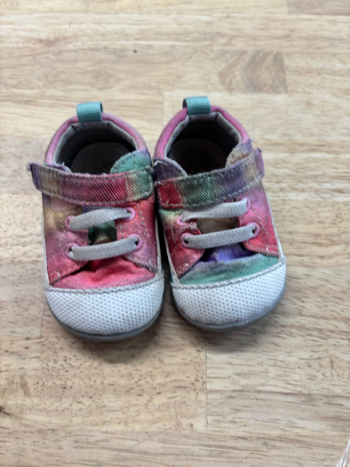 See Kai Run Tie-Dye Sneakers – Size 3