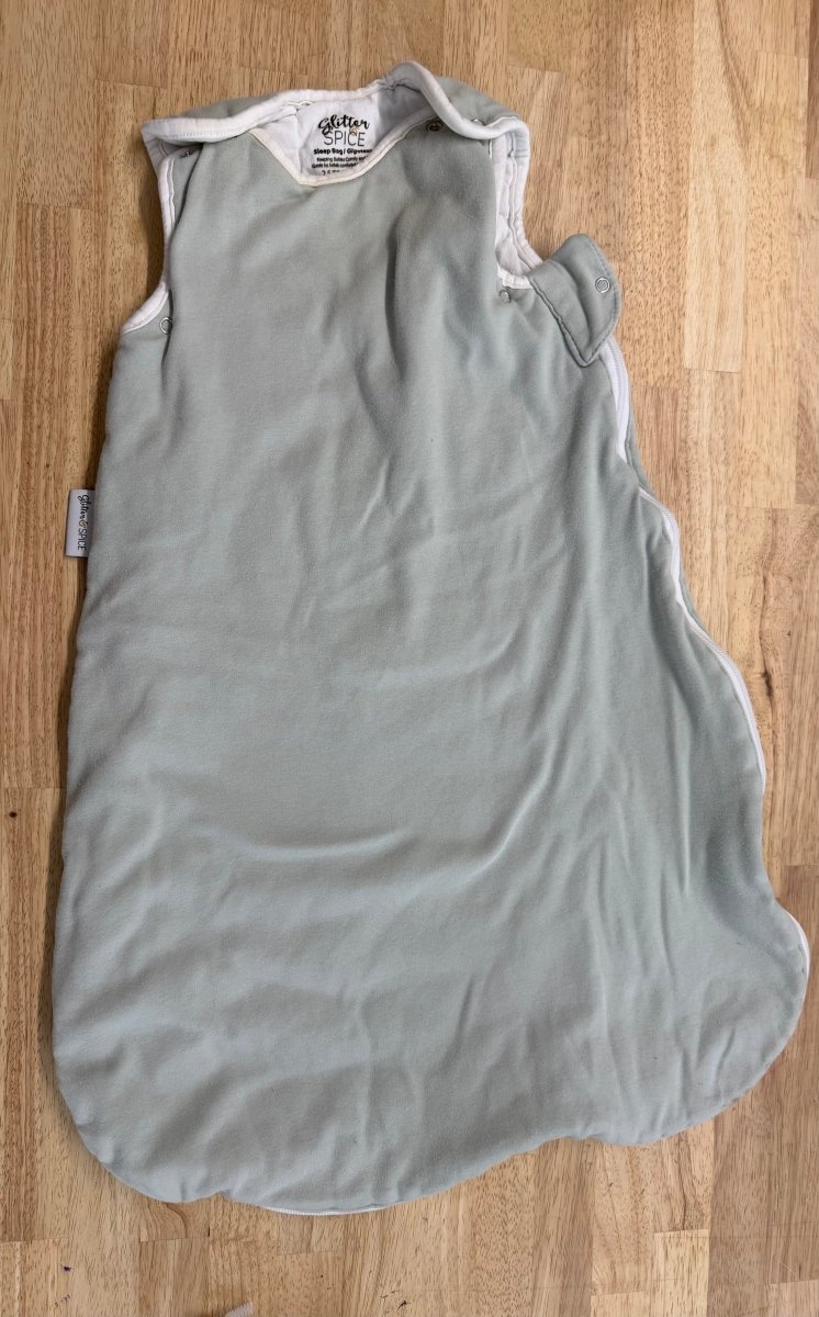 Glitter & Spice Sleep Bag – 0–6M | 2.5 TOG Sage Green play - Nest and Sprout - Consignment
